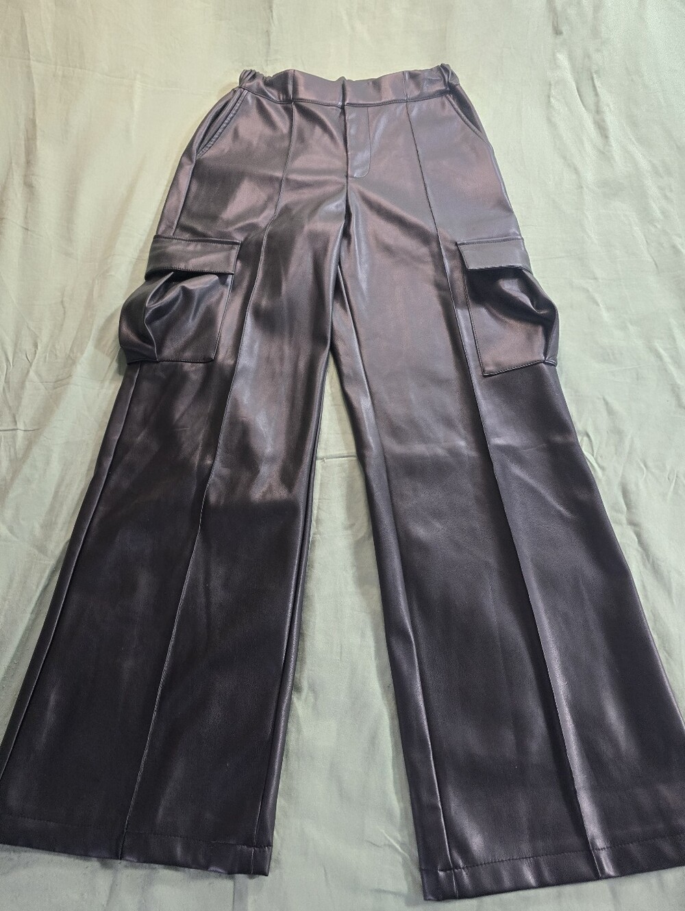 Women Black Faux Leather Flare Leg Cargo Pants Waist Size 24